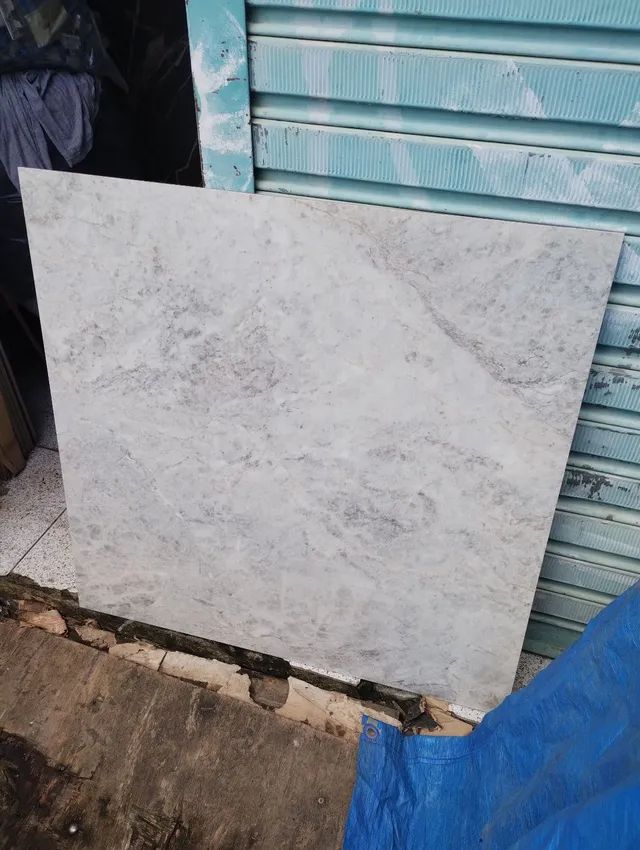 Porcelanato polido Cielo 90.2x90.2 Eliane 