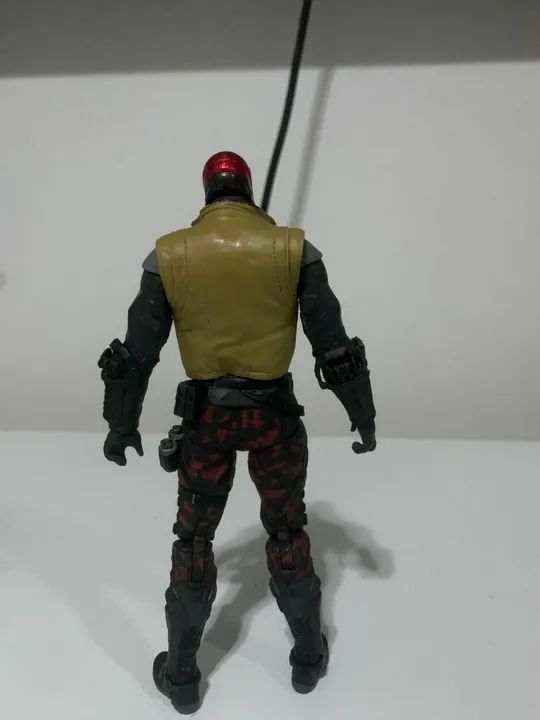 Boneco Red Hood - DC Collectibles (Capuz Vermelho) 18 Cm - Foto 4