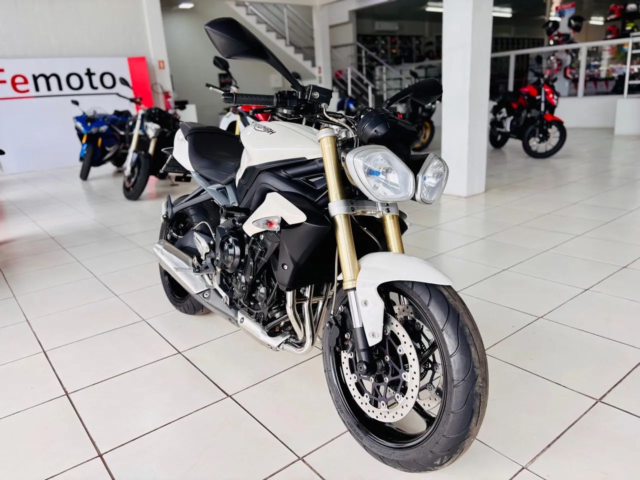 Triumph Triple 675 2017 - 1343986248 | OLX