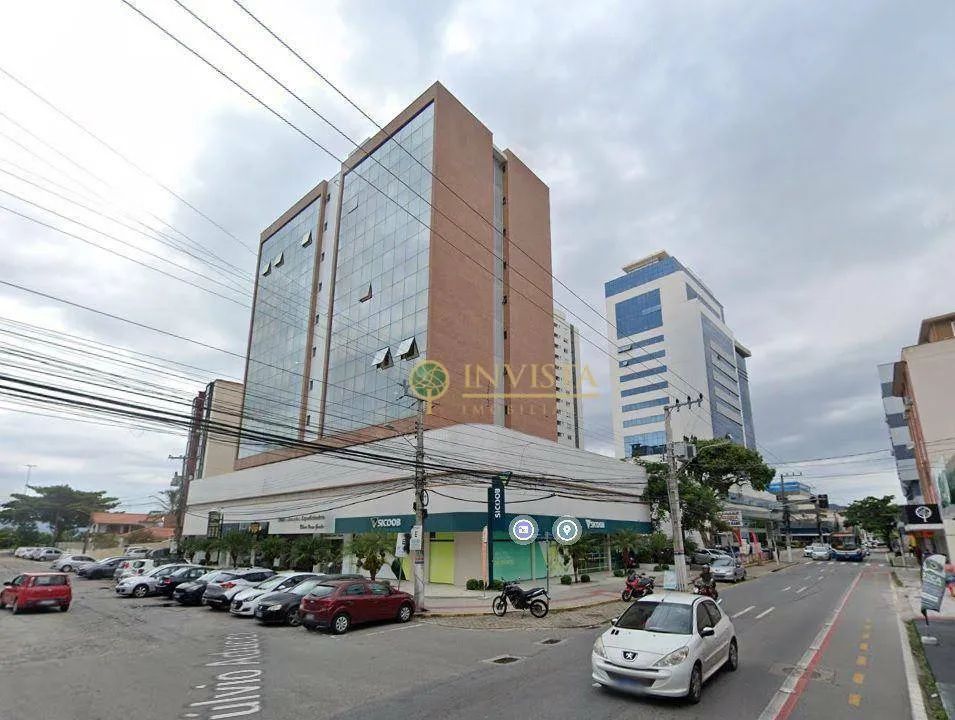 À venda | Sala Comercial com 35,47m² e 1 vaga - Estreito, em Florianópolis.
