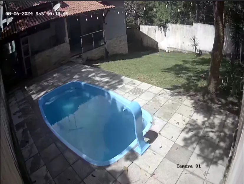 Piscina para locação - área de lazer