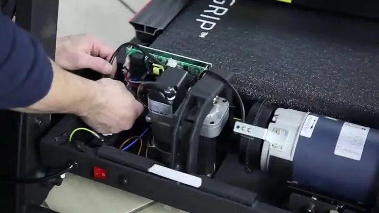 Conserto de Esteiras Ergométricas e peças em geral 