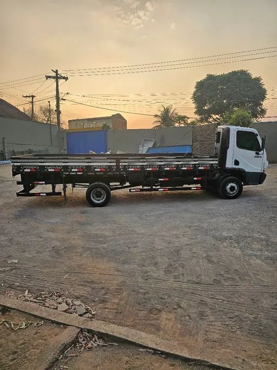 Caminhão Mercedes-Benz Accelo 915C 2011/2012 - Foto 3