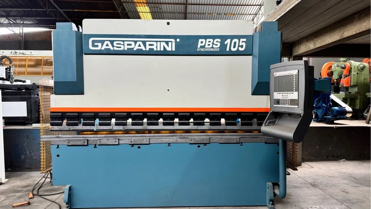 Dobradeira CNC GASPARINI 100ton