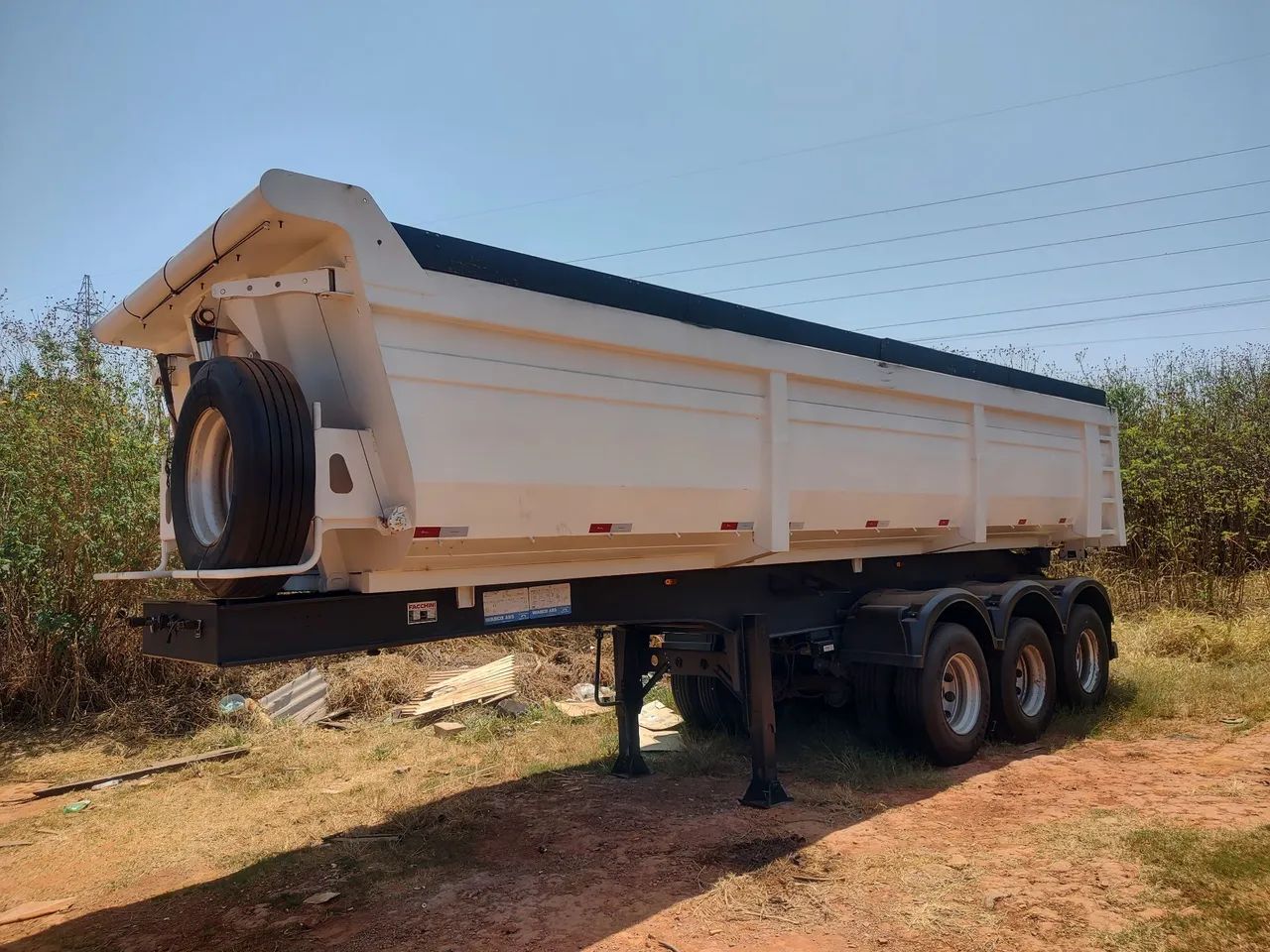 Caçamba LS/18 Fachini 25 m - Foto 2