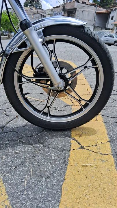 *Suzuki Intruder 125 - 2010*<br>Segundo dono, manual e chave reserva.  - Foto 15