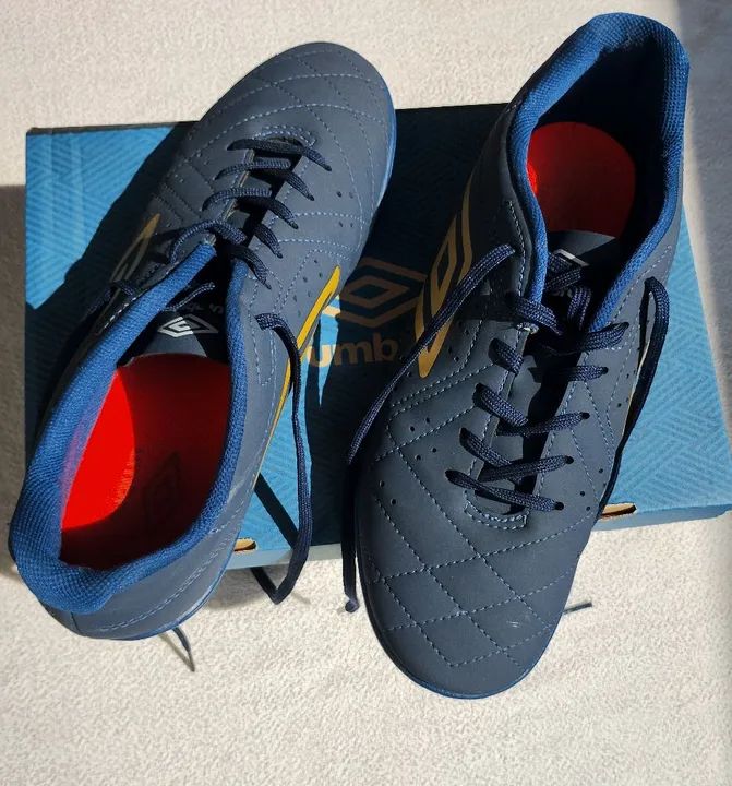 Chuteira Society Umbro  - Foto 4