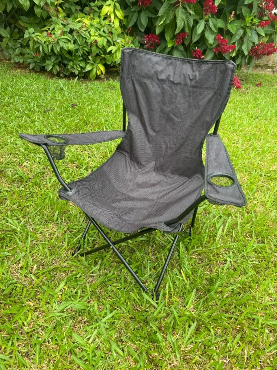 Cadeira de Camping Dobrável Basic Quechua Preta - Usada - Foto 4