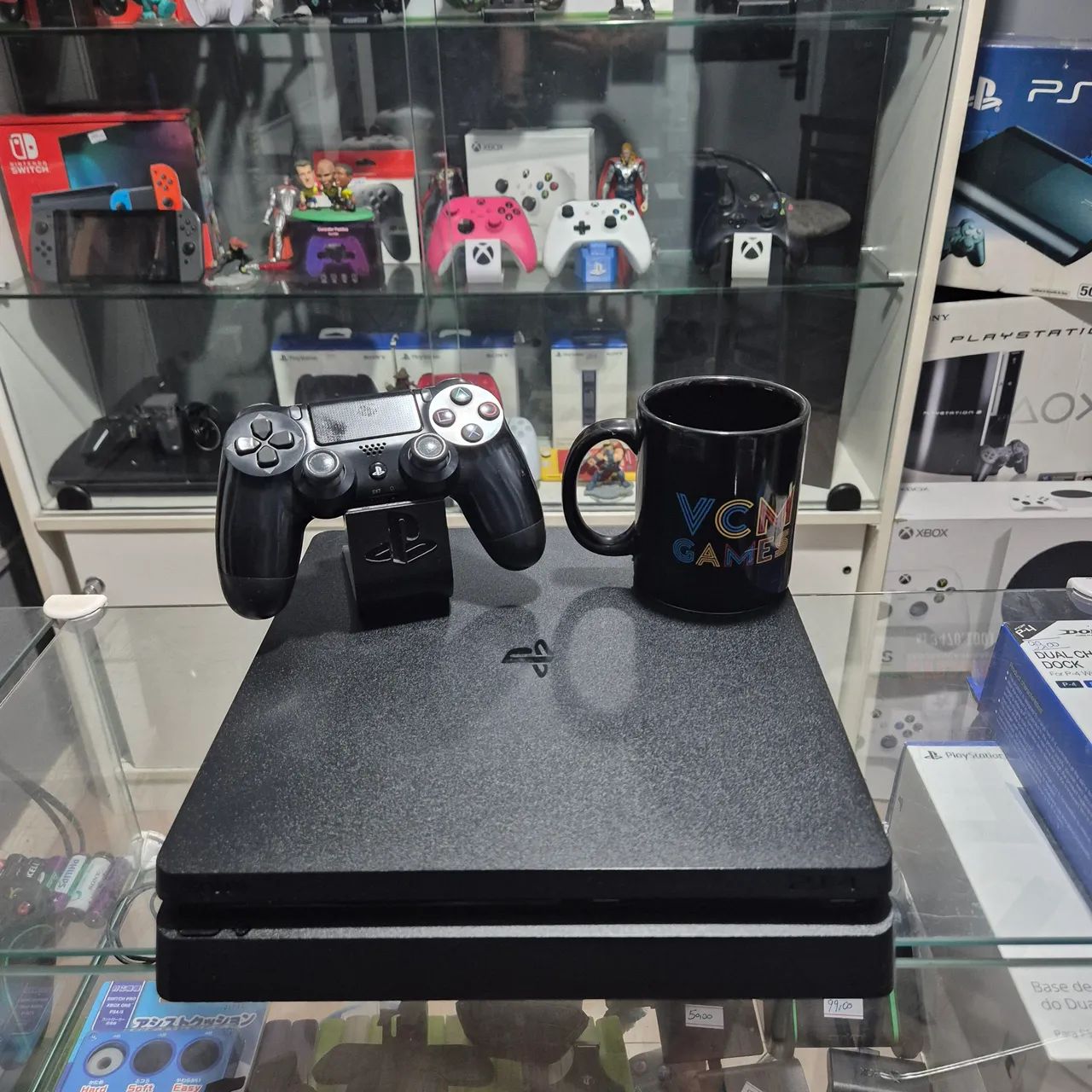 PS4 Slim, Garantia, Aceito usado de entrada, aceitamos Cartão ate 18x