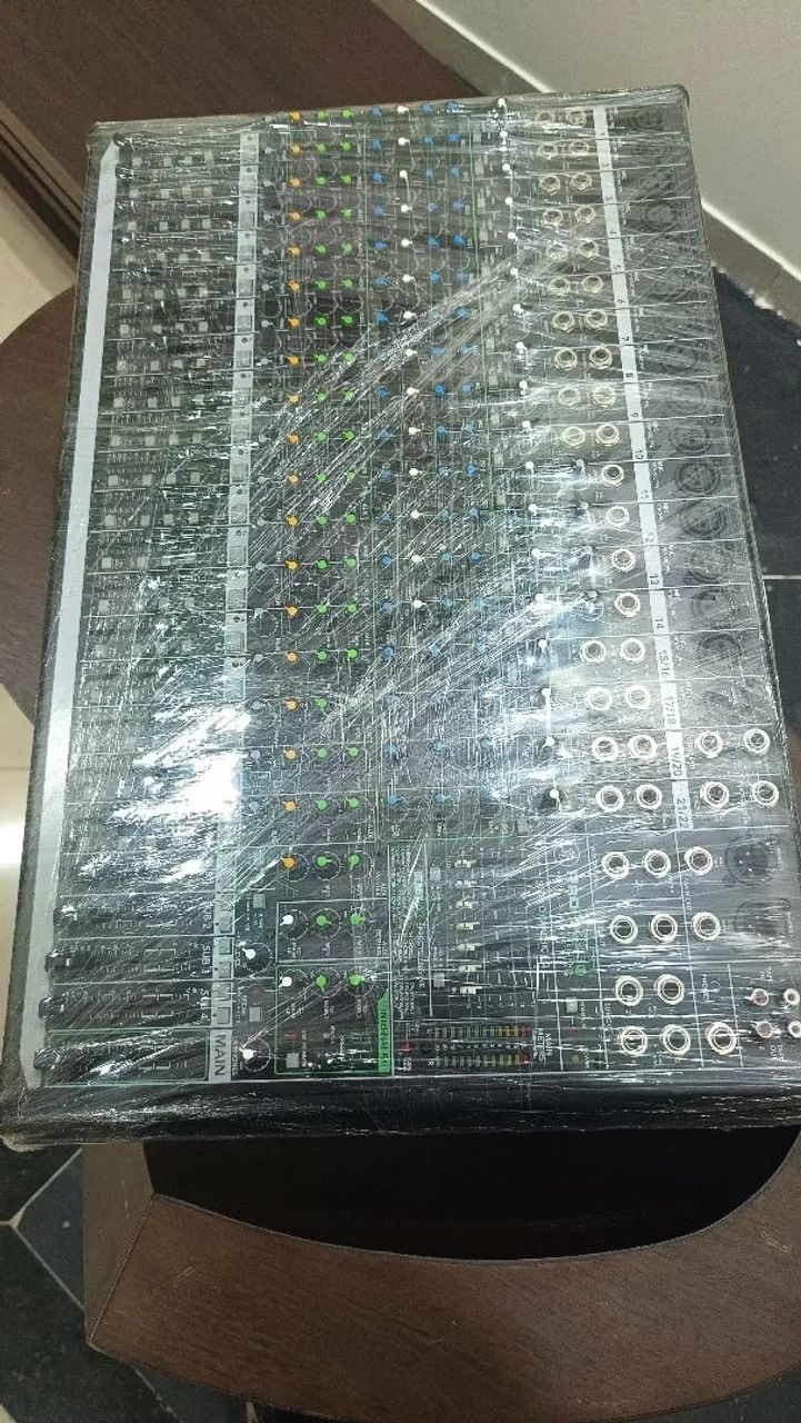 Mesa de Som Profx 220v 22 Canais - Foto 3