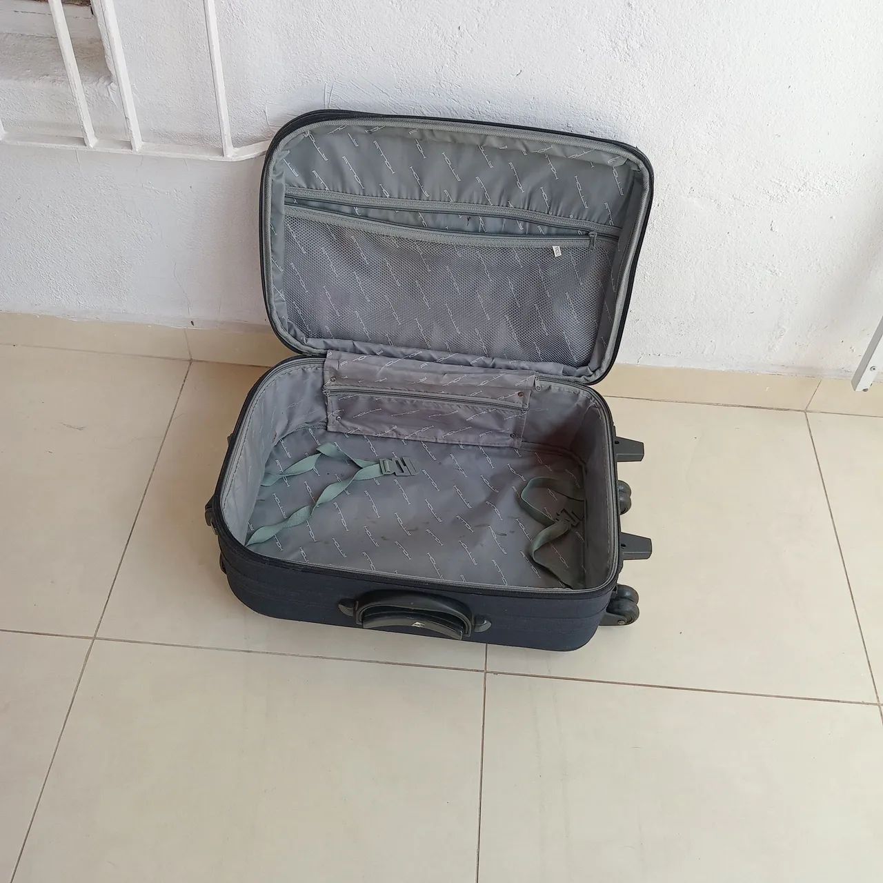 Mala pequena de bordo! No meu perfil tem outras  - Foto 3