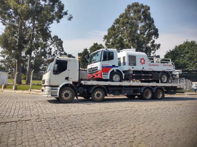 VENDO OU TROCO POR IMOVEL VOLVO VM 260 2011 PLATAFOR GUINCHO BITRUCK - Foto 7