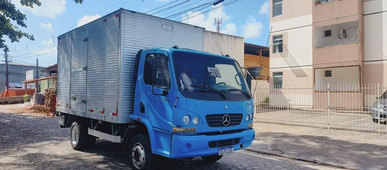 Caminhão baú caminhão Mercedes