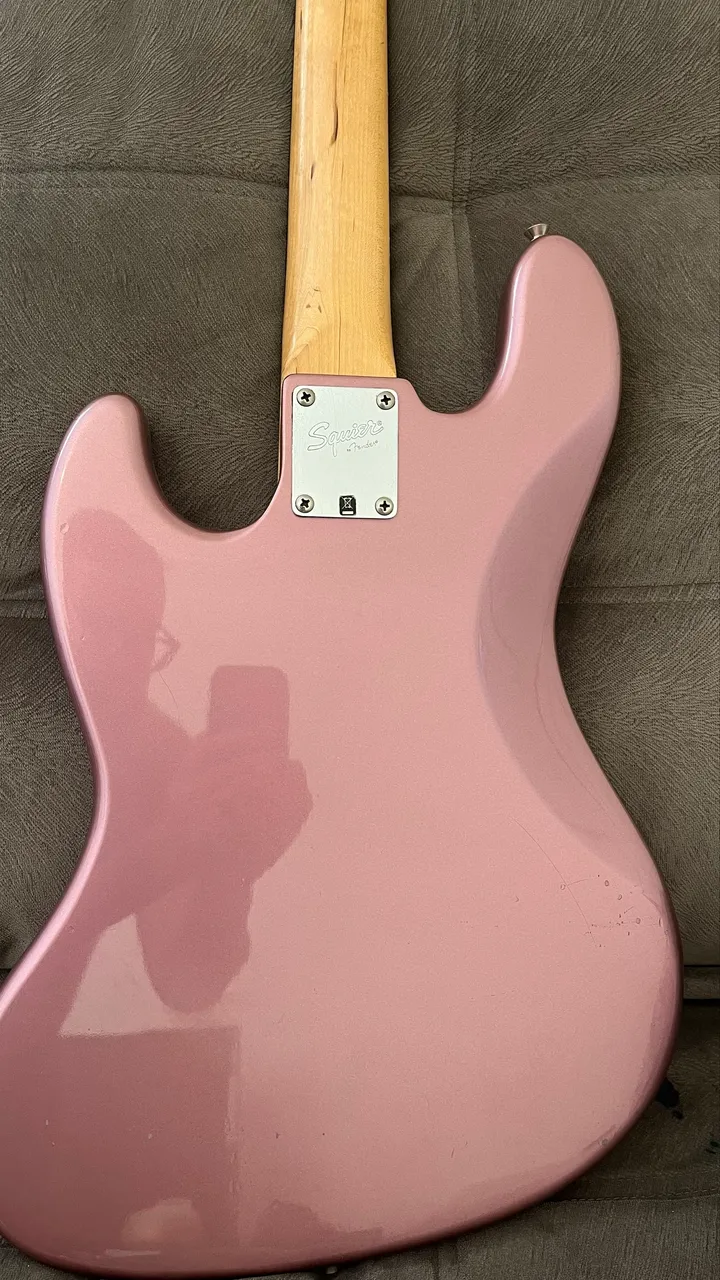 fender squier jazz bass