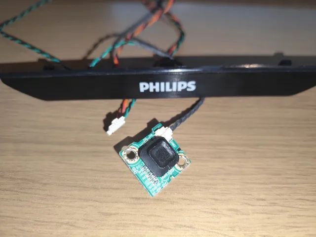 Sensor E Botão Power/joysticker Tv Philips 32phg4900/78 - Foto 5