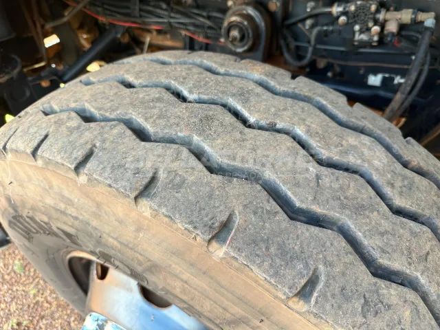 Caminhão Prancha VW 24.280 2014 - Robustez e Eficiência no Transporte de Máquinas - Foto 13