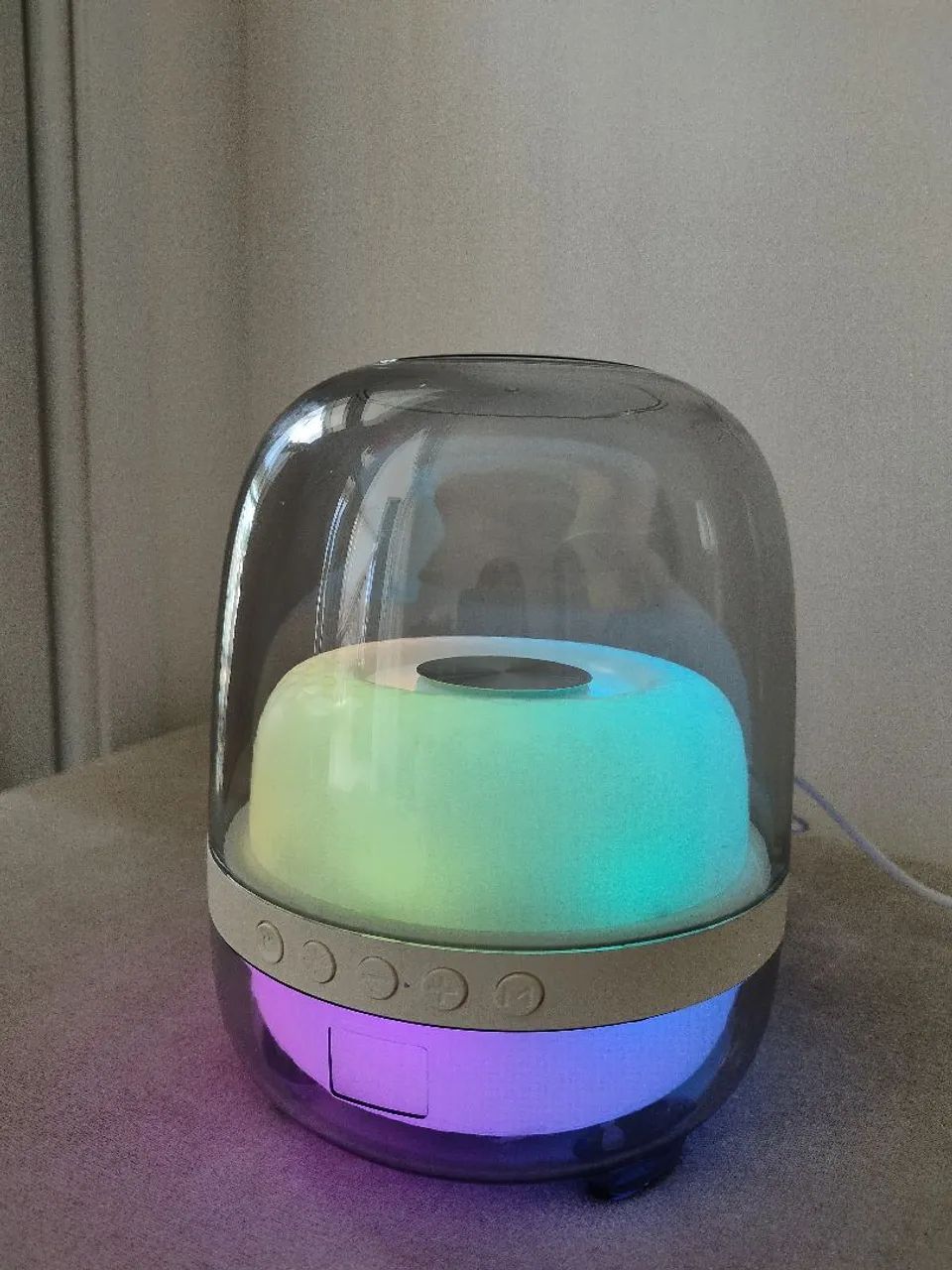 Caixa de som com LED (NOVA)