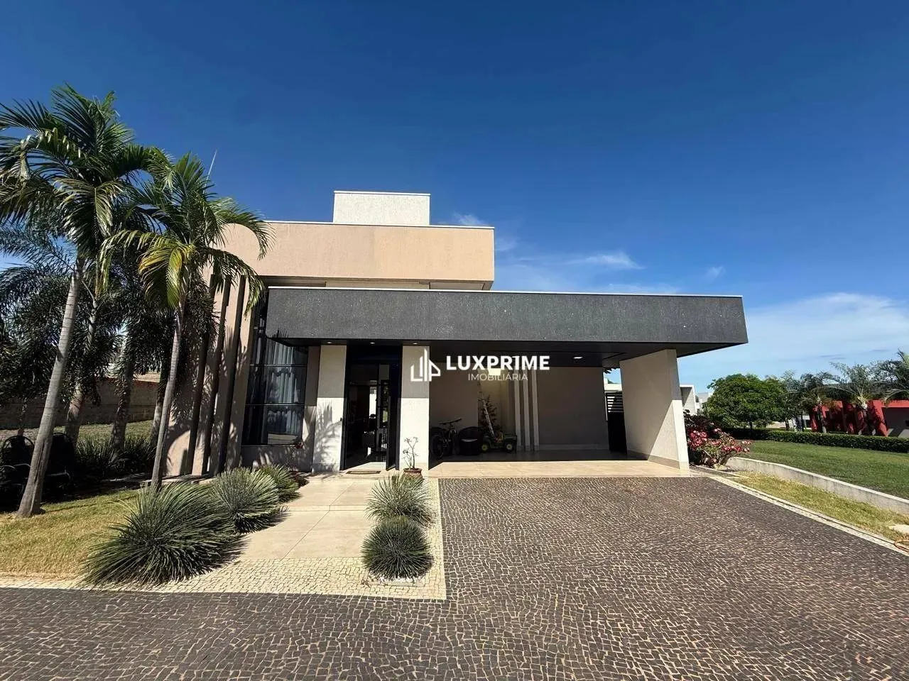 Casa com 4 dormitórios à venda, 235 m² por R$ 2.200.000,00 - Plano Diretor Sul - Palmas/TO