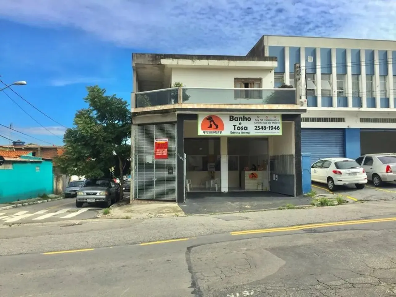 Casa à venda no bairro Socorro em São Paulo-SP: 2 quartos, 1 suíte, 5 banheiros, 1 vaga de