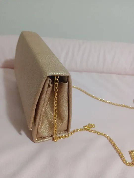 Bolsa de mão madrinha dourada  - Foto 4