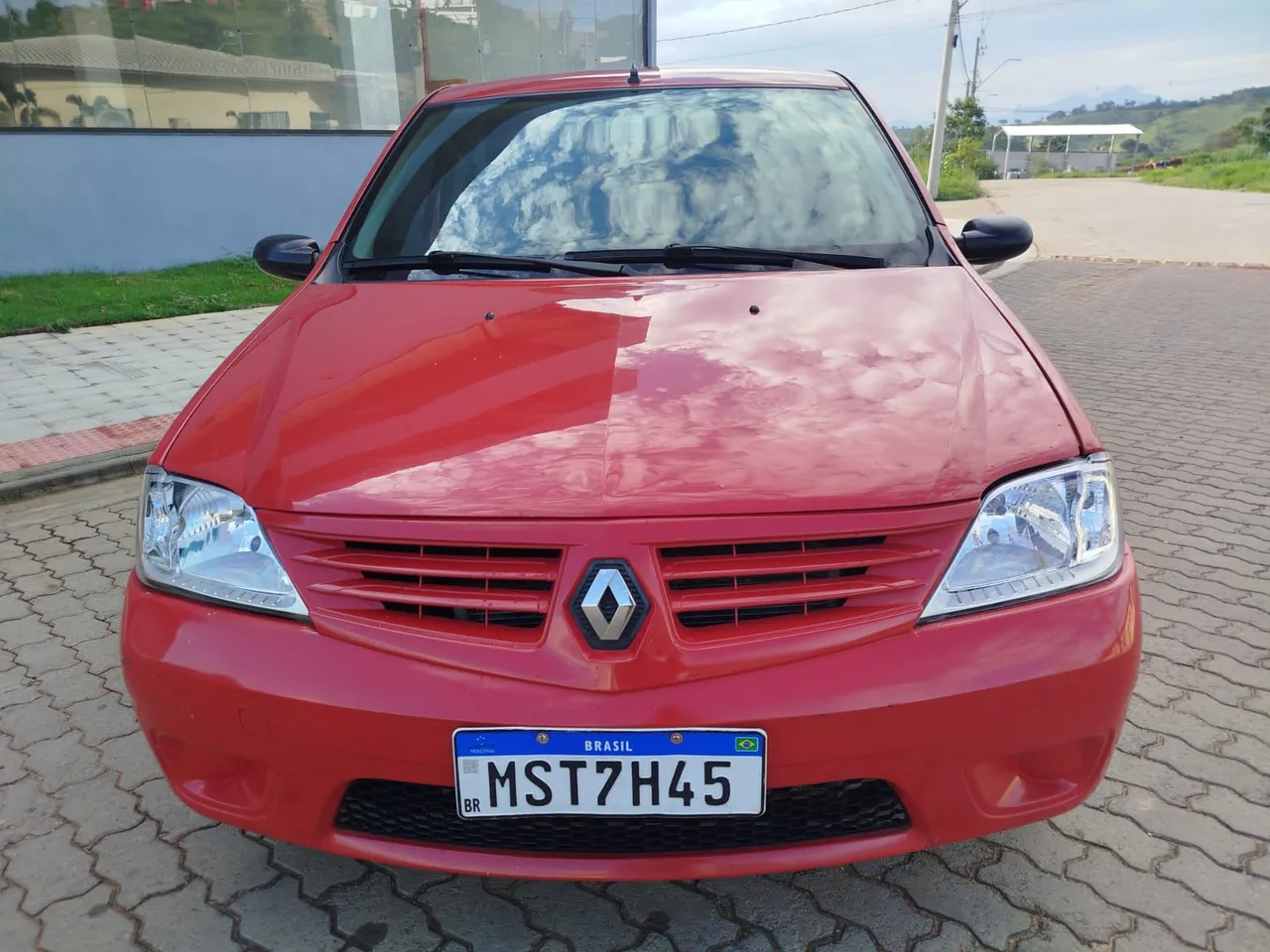 Renault Logan Expression 1.6 completo