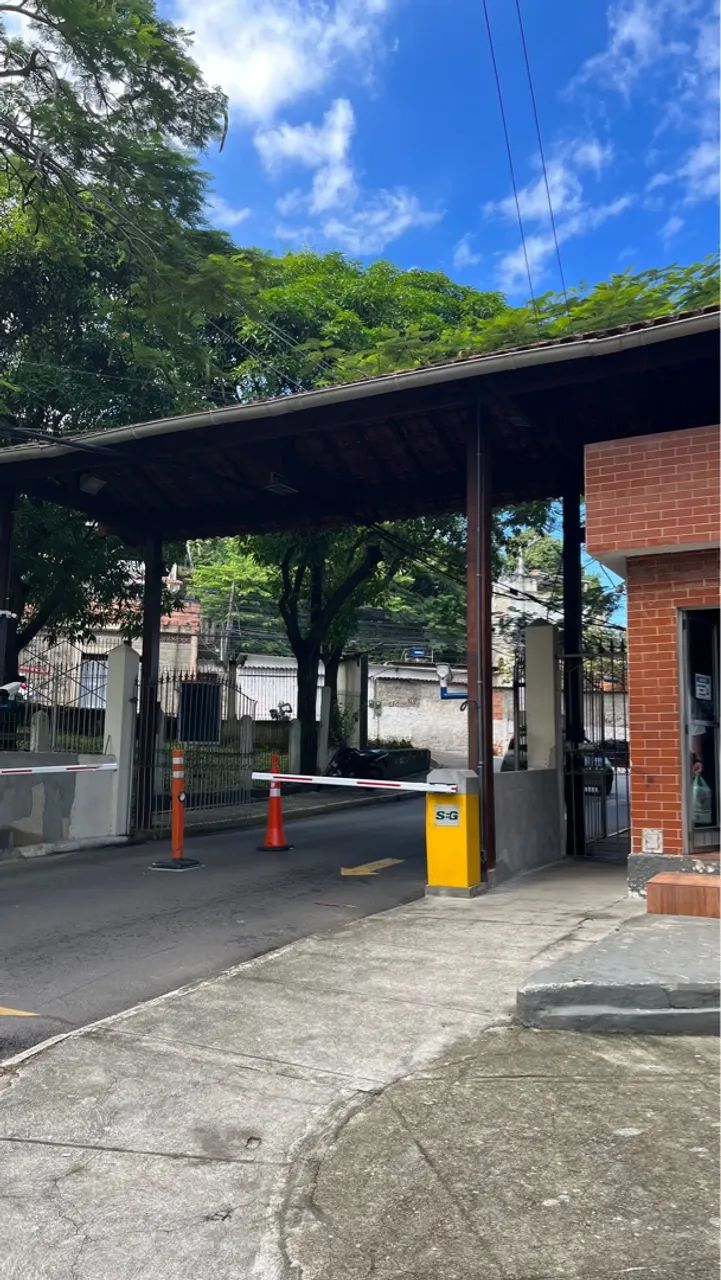 Alugo apt centro da Taquara 2 quartosao lado BRT e comércio  - Foto 3