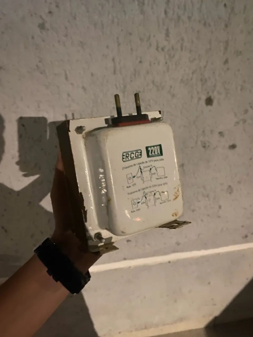 Transformador para eletros 220V