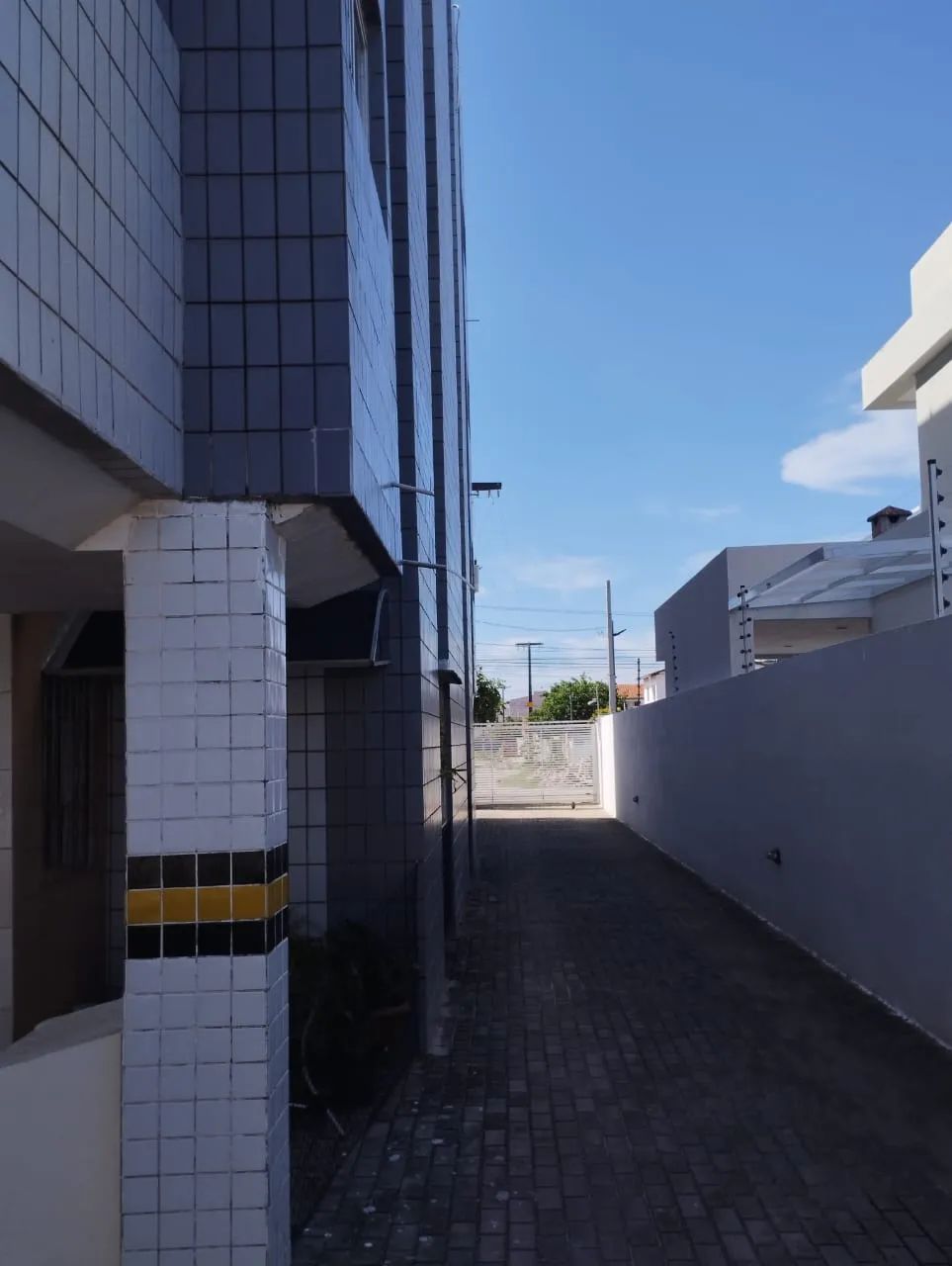 Apartamento a Venda Praia do Poço, 48m² 2 Quartos, 1 WC social, Varanda, 3º Andar. - Foto 2