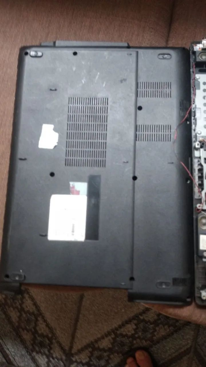 carcaça completa com a tela do notebook positivo modelo s2065 usado - Foto 3