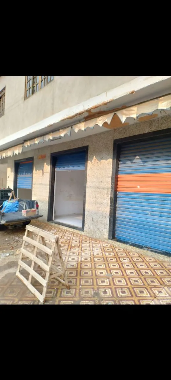 Aluga-se ponto comercial