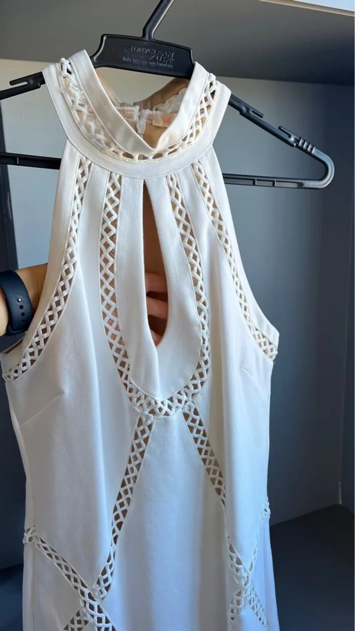Vestido branco de bandagem - Foto 2