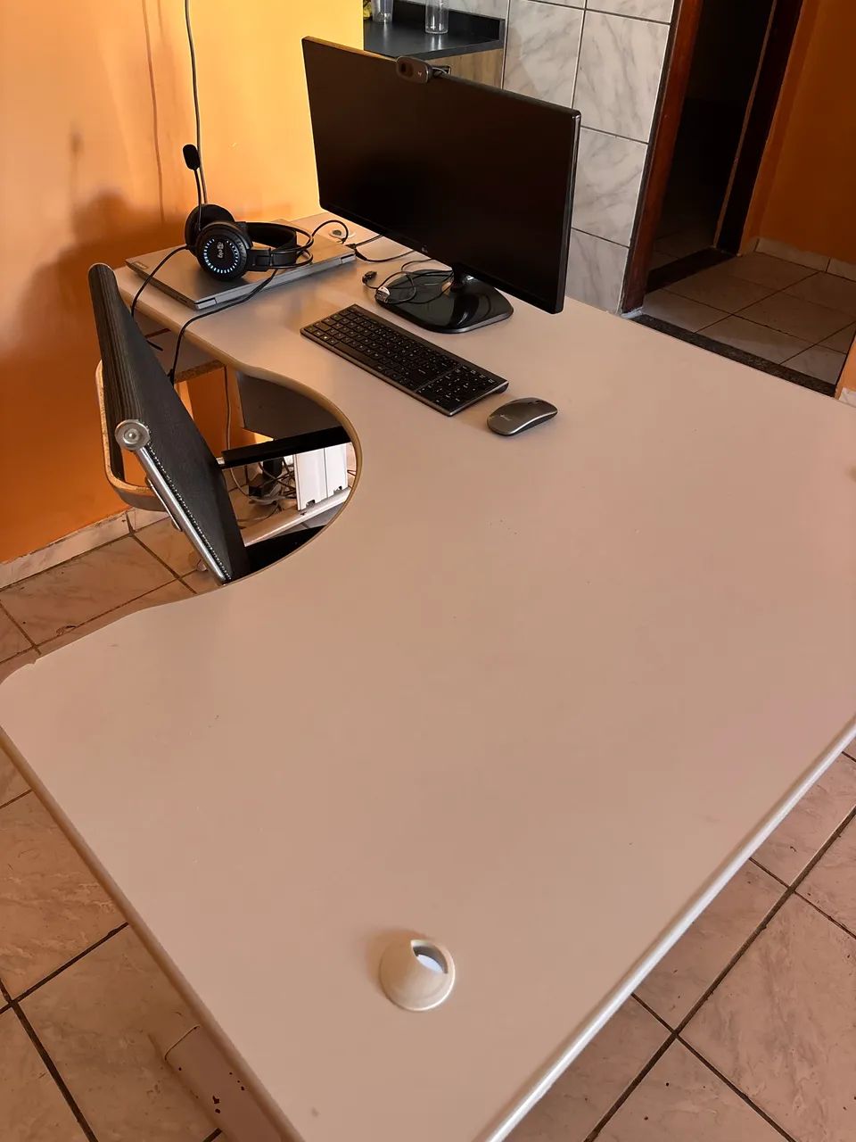 Mesa para computador64872308022914121