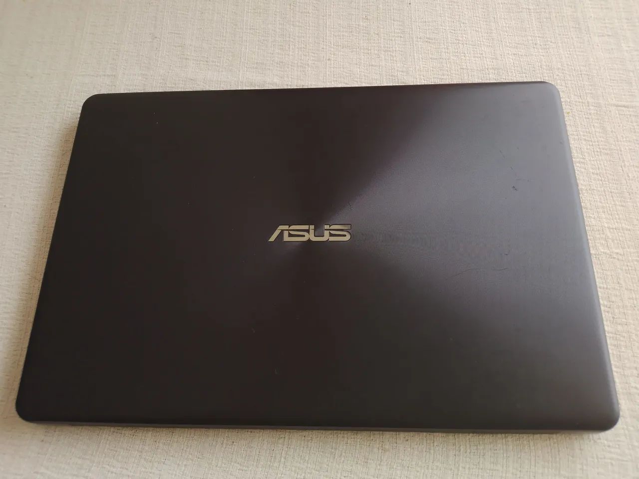 Vendo Notebook ASUS Windows 10 64 bits em excelente estado