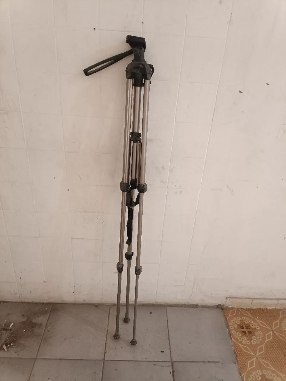 Tripé para Câmera da Marca Vanguard - Foto 3