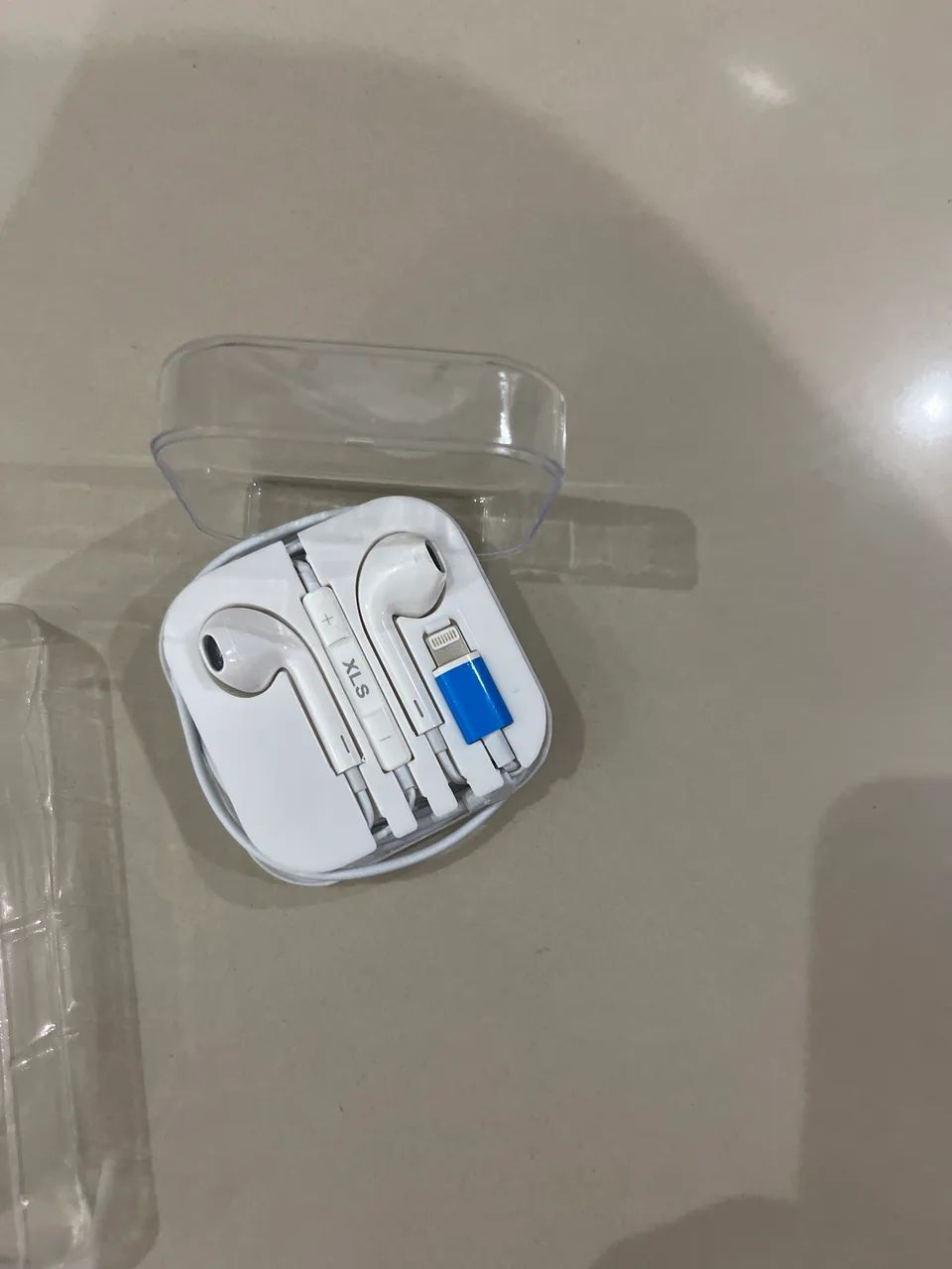 Fone de ouvido com entrada para iPhone até o 14  ,  - Foto 4