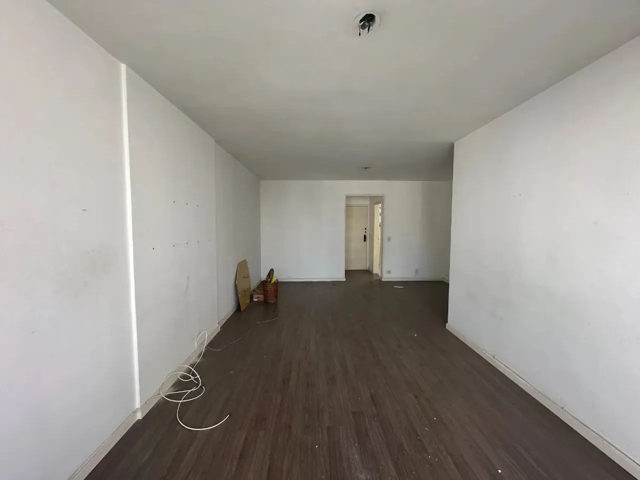 Apartamento tipo para venda e locação com 2 quartos, 98m² - Foto 4