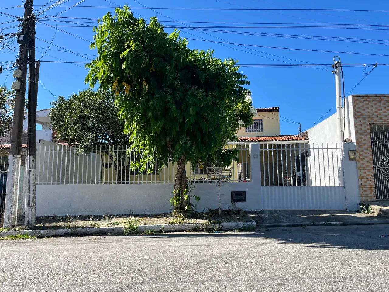 Imóvel para venda possui 76 metros quadrados com 3 quartos em Feitosa - Maceió - AL