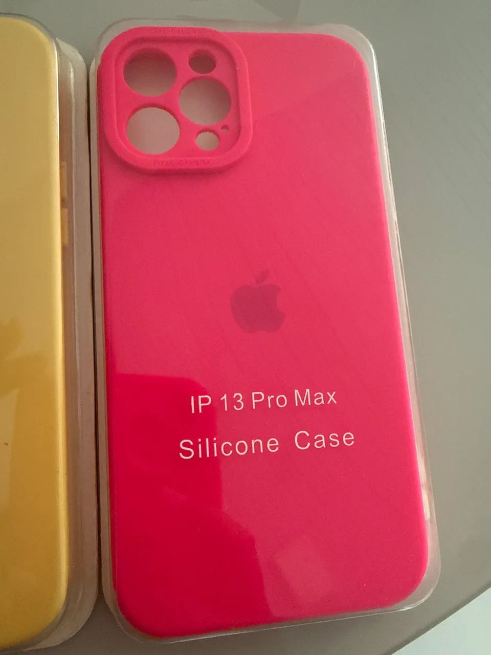 Vendo cases iPhone 13 Pro Max  - Foto 2