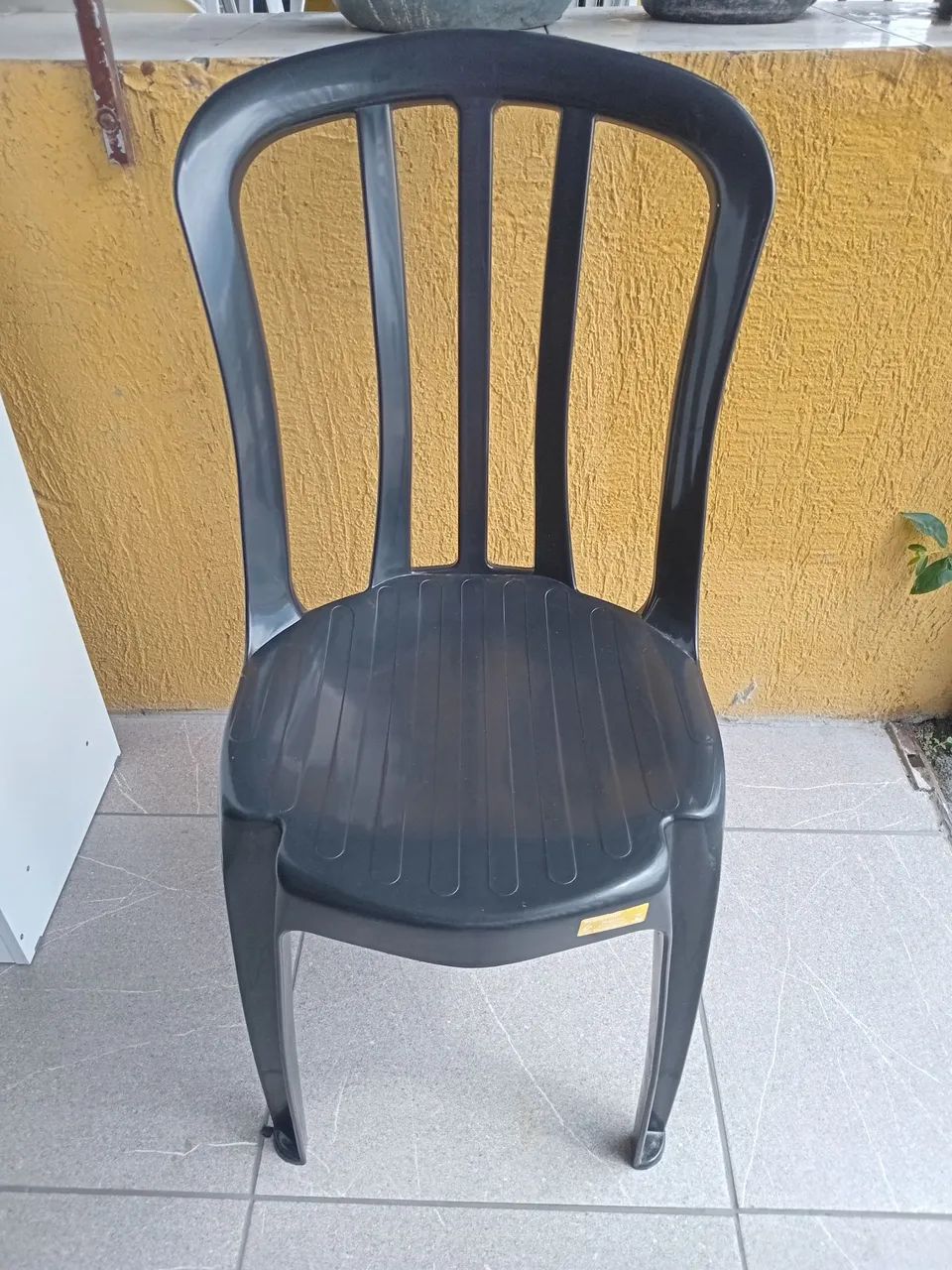 Cadeira plástica 180kg, nova.. - Foto 4