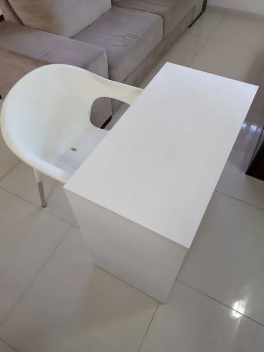 Conjunto Mesa e Cadeira Branca - Foto 2