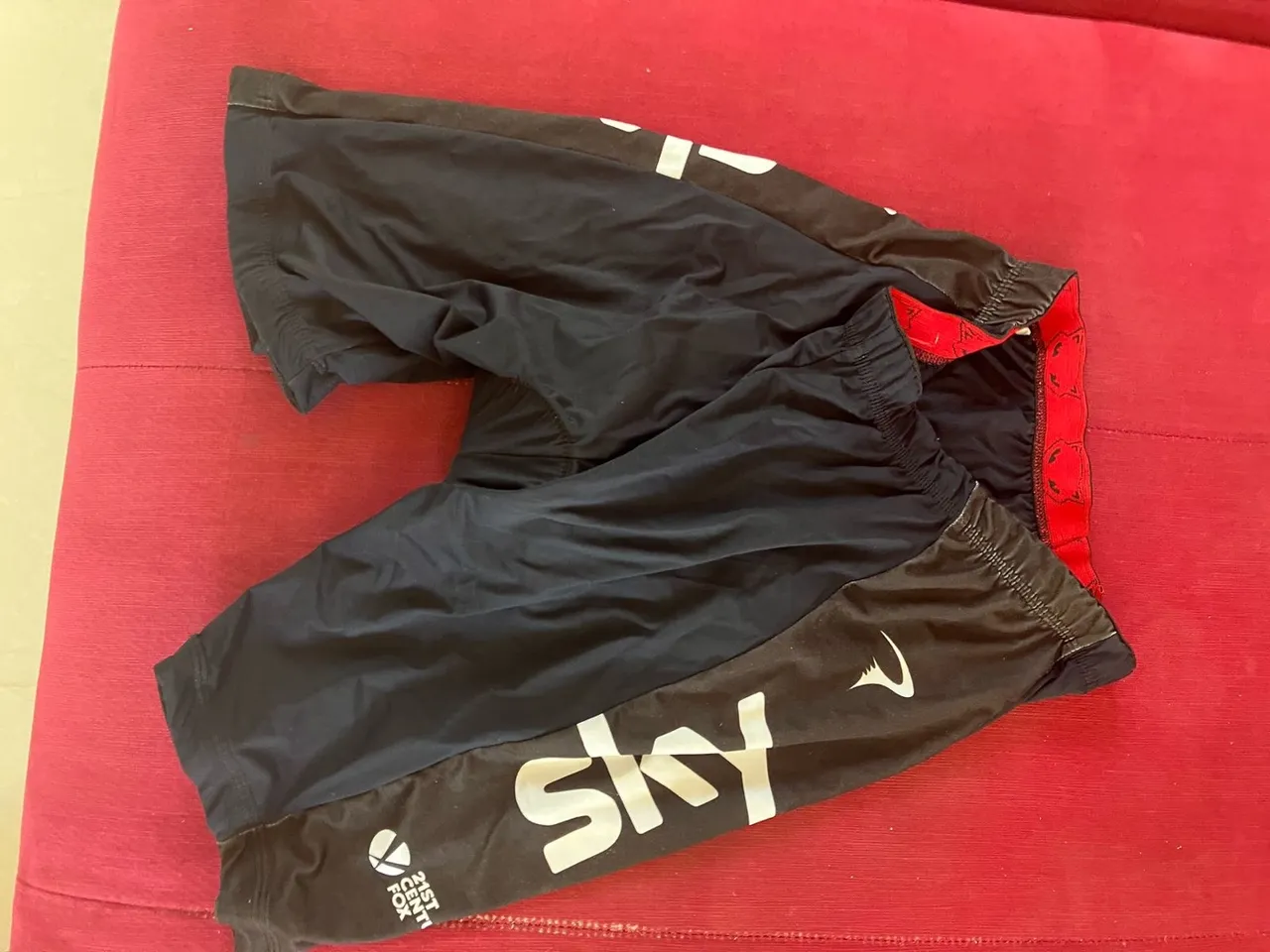 Bermuda de ciclismo SkY com espuma