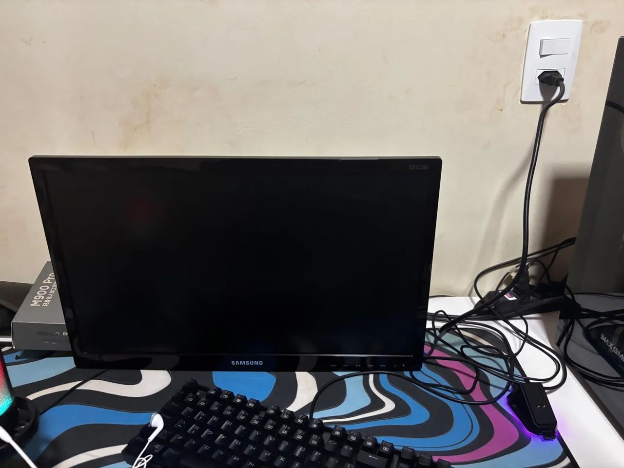 MONITOR: SAMSUNG.