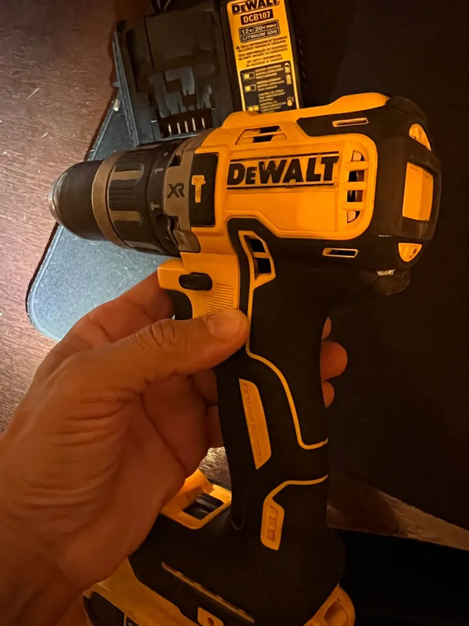 Furadeira/Parafusadeira DeWalt XR 20V