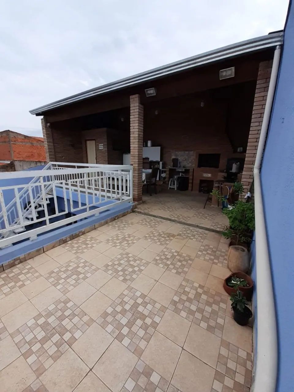 Casa 3 dormitórios no Santa Bárbara 