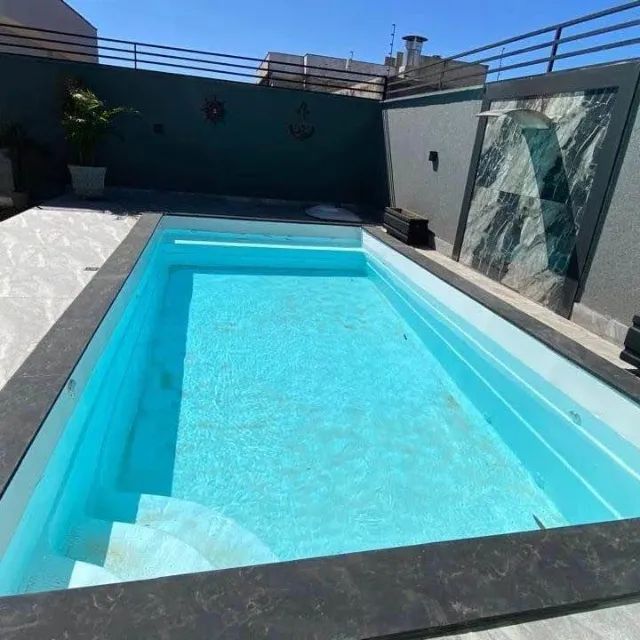 Piscina de fibra zeus