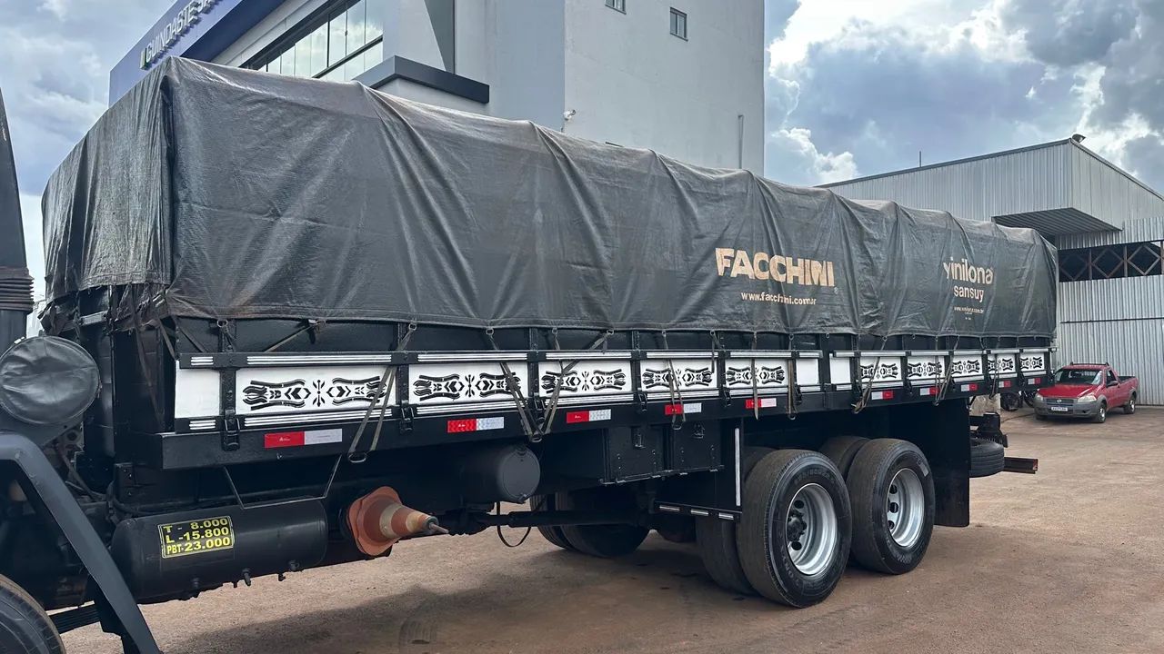 Ford Cargo 1622 Graneleira ( 2422)  - Foto 3