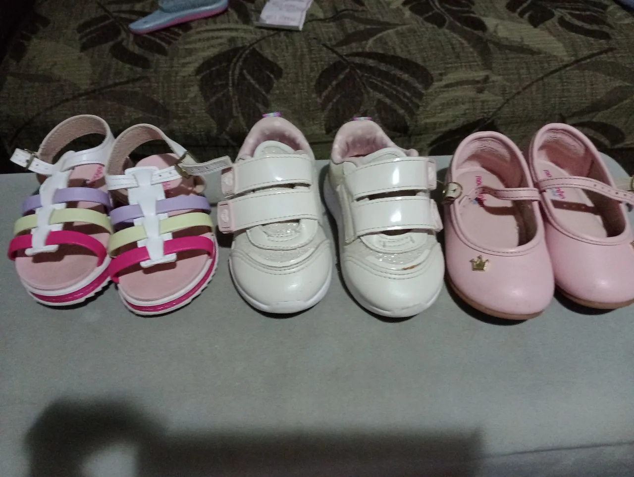Kit de Sapatos Infantis - Sandálias, Tênis e Sapatilhas,todos marca Molekinha