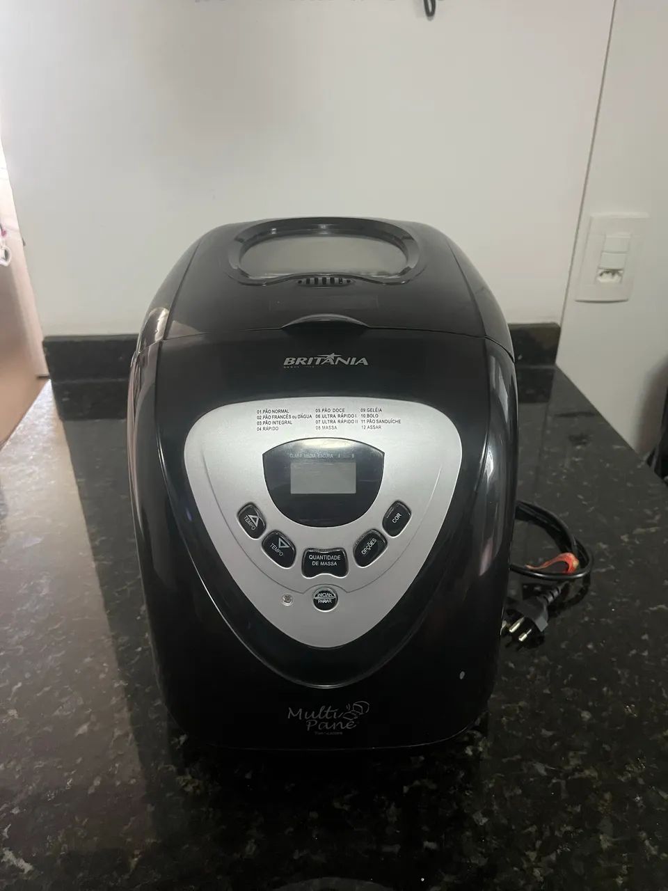 Panificadora de Pão Britânia Multi Pane - Completa e Funcional