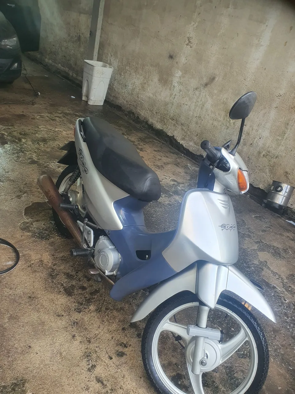 Motos HONDA BIZ 2005 no Brasil