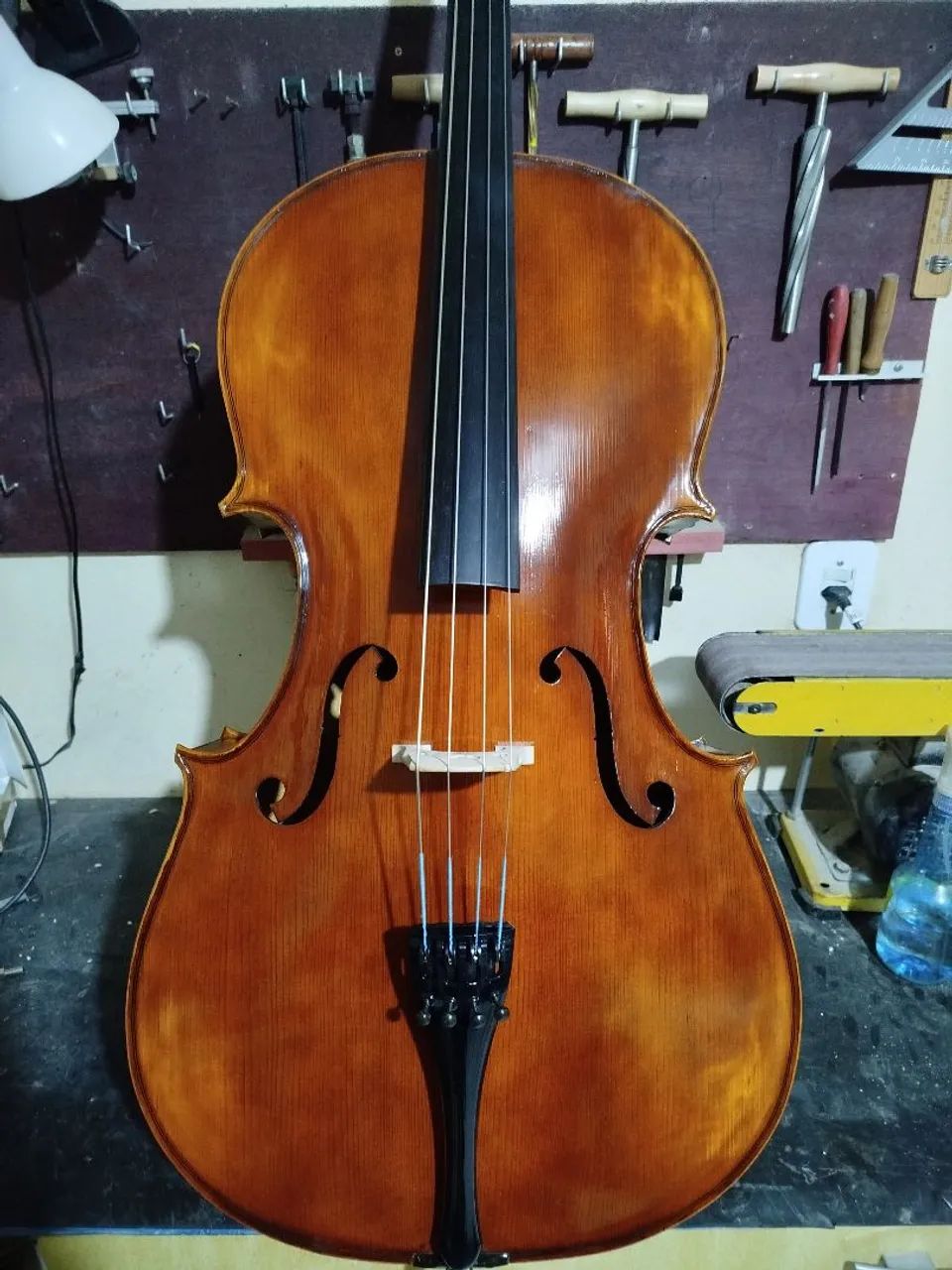Violoncelo Artesanal